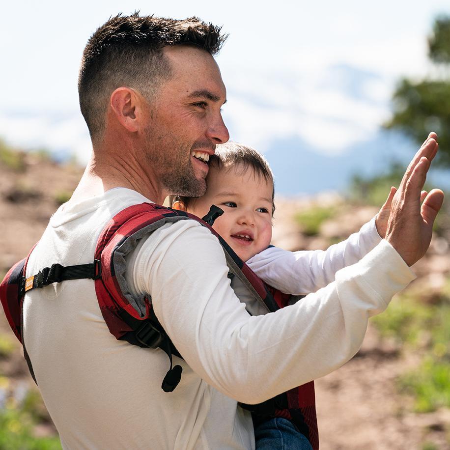 Beco Baby Carrier 8 - best newborn baby carrier for newborn, mom and dad.